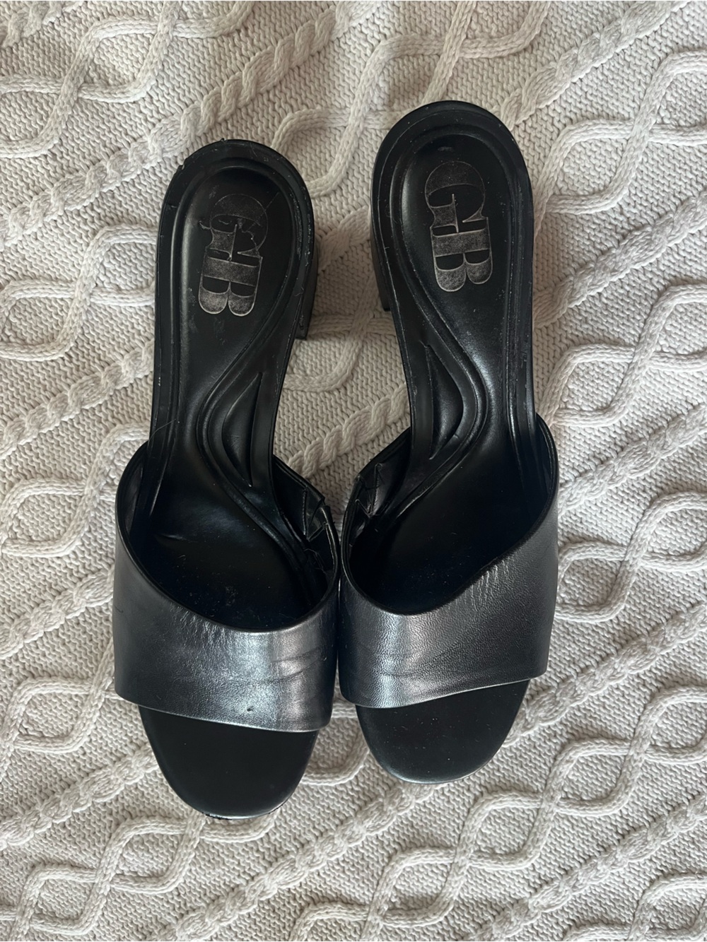 GB Black Leather Slide 3 inch Block Heels Women’s Size 10